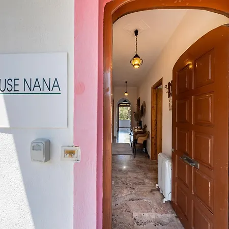 Nana's House Holidays Greece 펜션